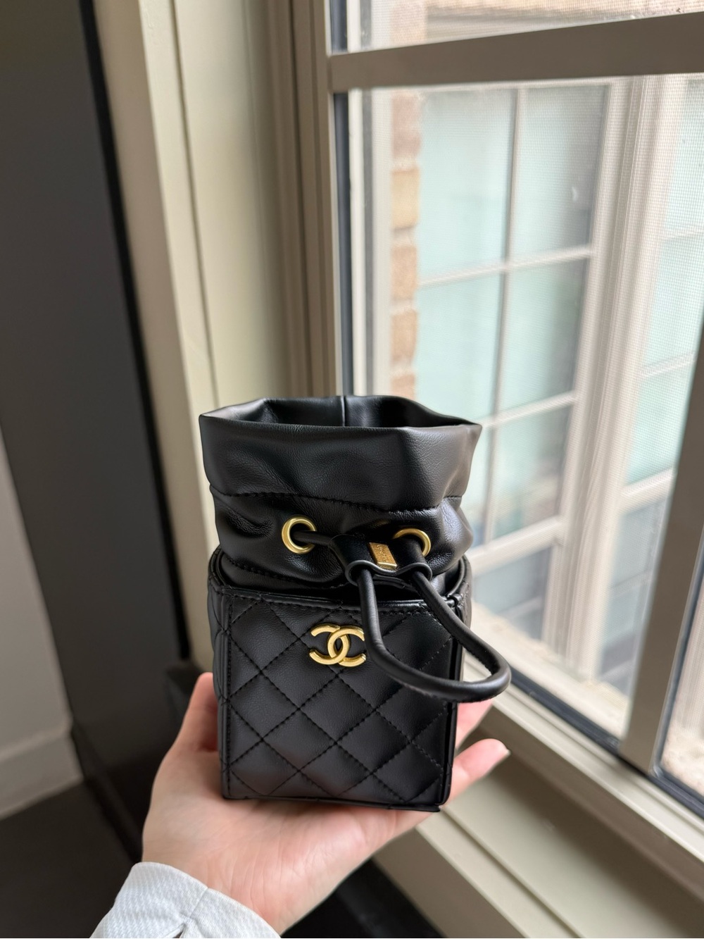 Chanel Beauty Mini Quilted Drawstring Bucket Chain Strap Bag - Picture 5 of 7
